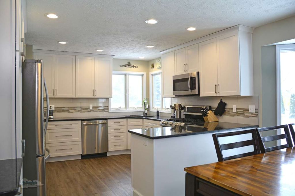 I am not high maintenance! Granite vs. Quartz Countertops Rottham kitchen design 5 web