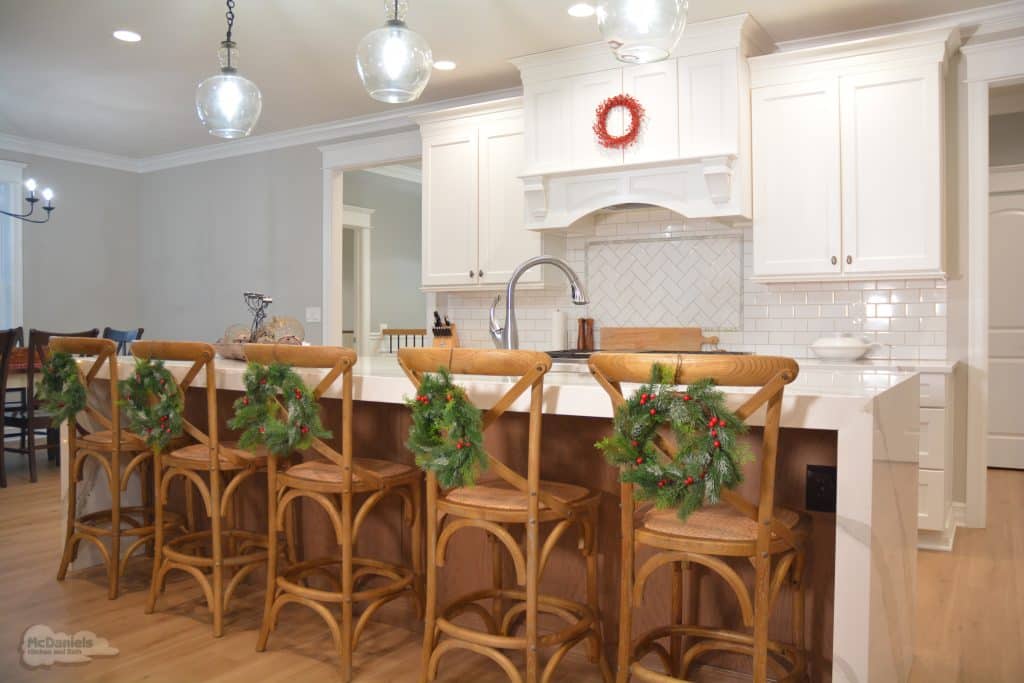 How to Design a Kitchen That’s Ready for Any Occasion Simon kitchen design 4 social3