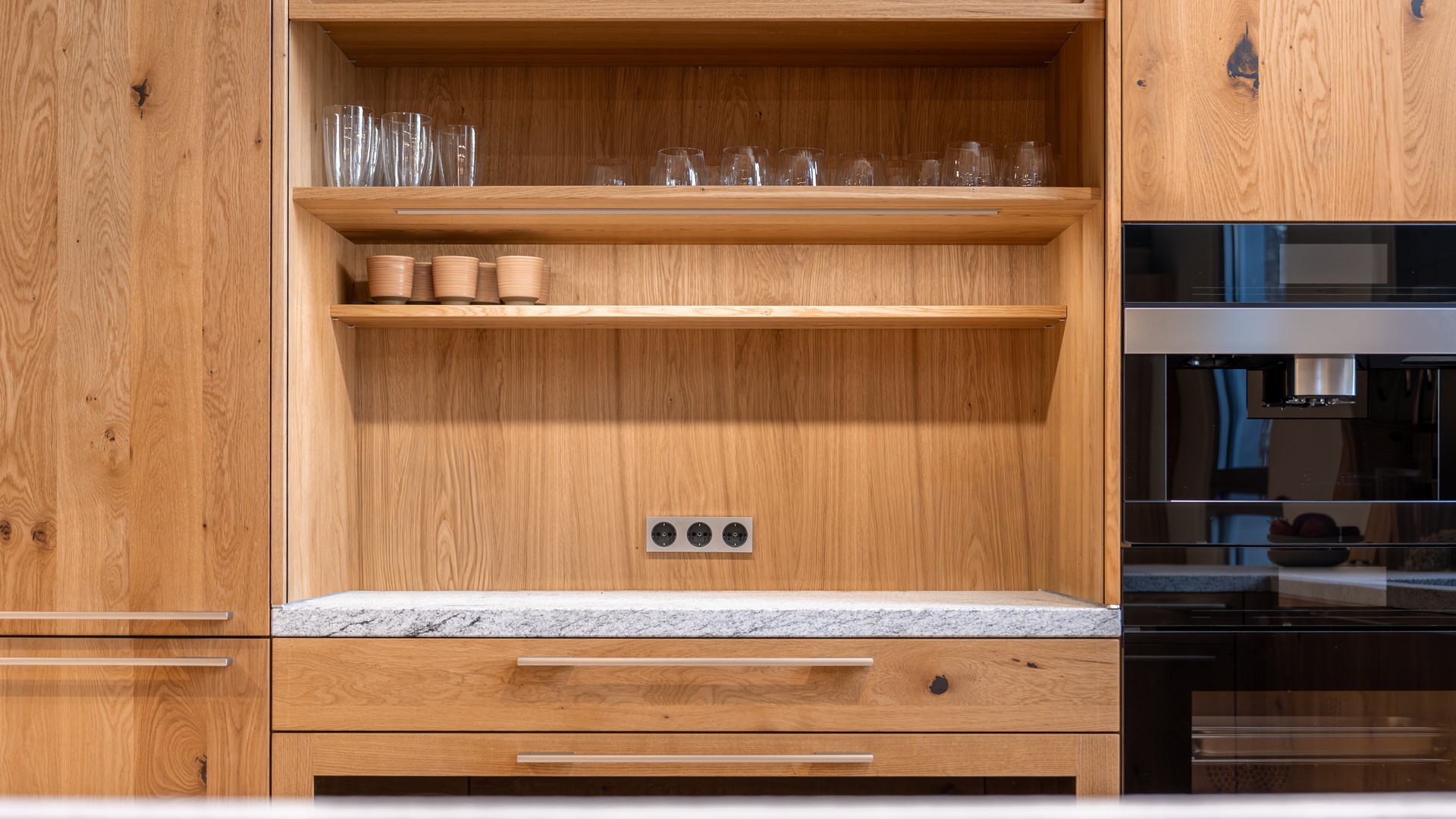 Where Open Shelving Beats Upper Cabinets featured image